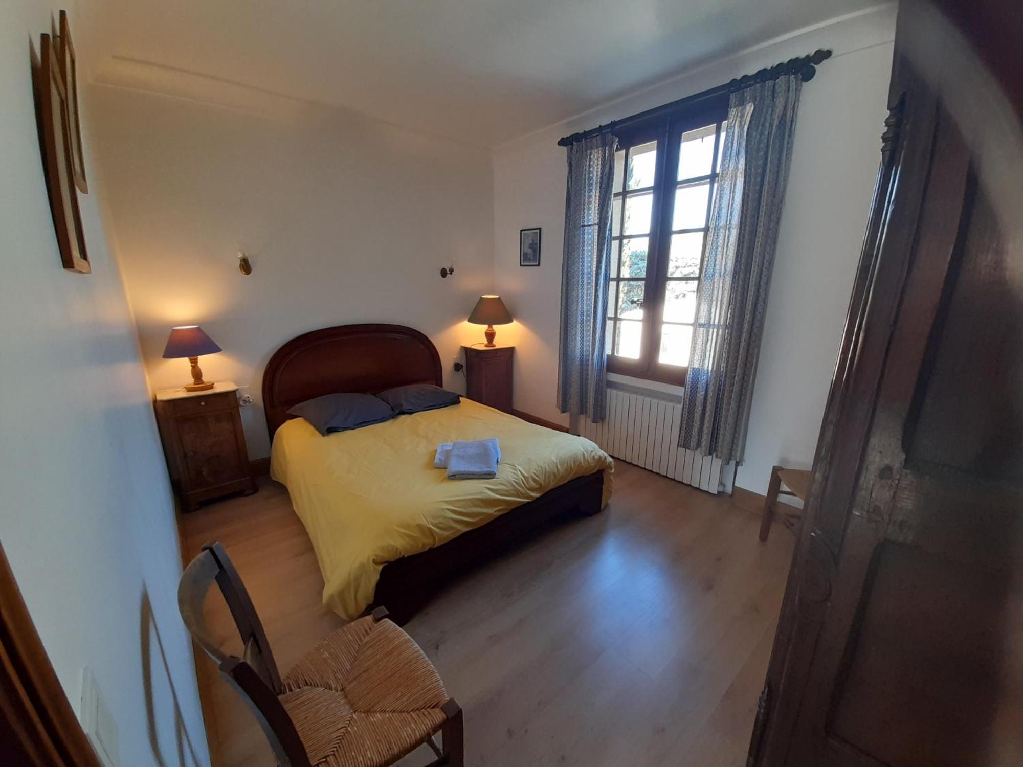 Maison Provencale Chaleureuse Avec Piscine Mouries Bagian luar foto