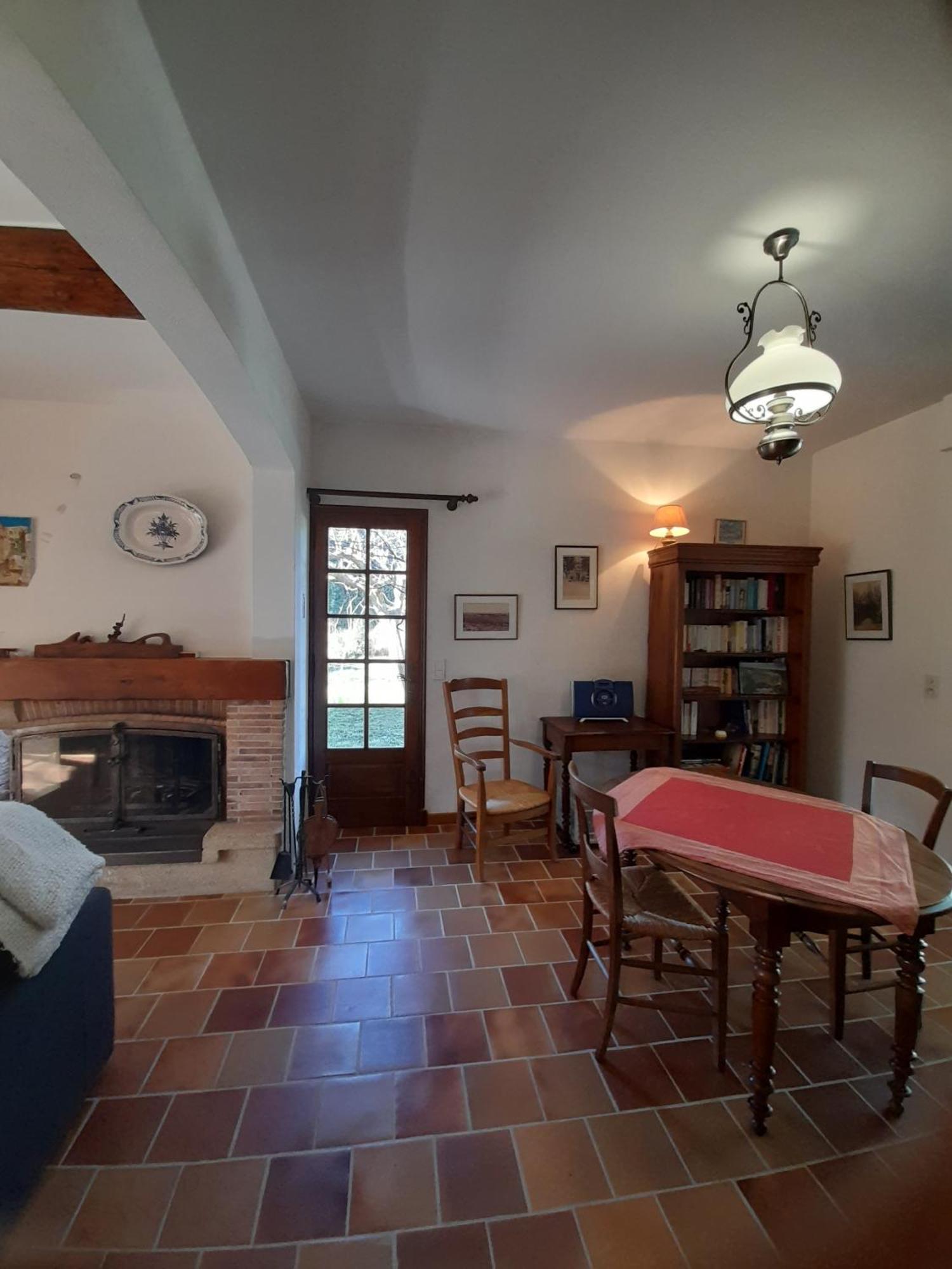 Maison Provencale Chaleureuse Avec Piscine Mouries Bagian luar foto