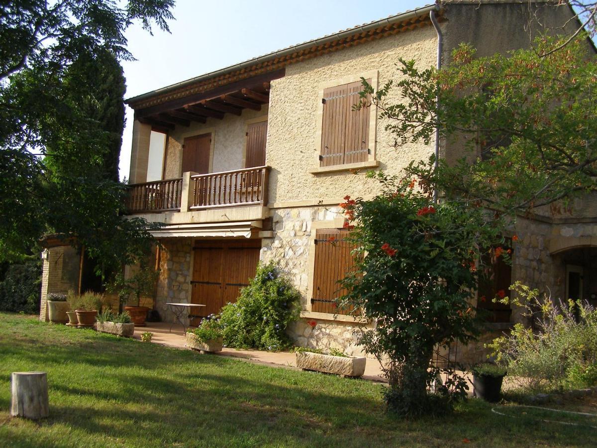 Maison Provencale Chaleureuse Avec Piscine Mouries Bagian luar foto